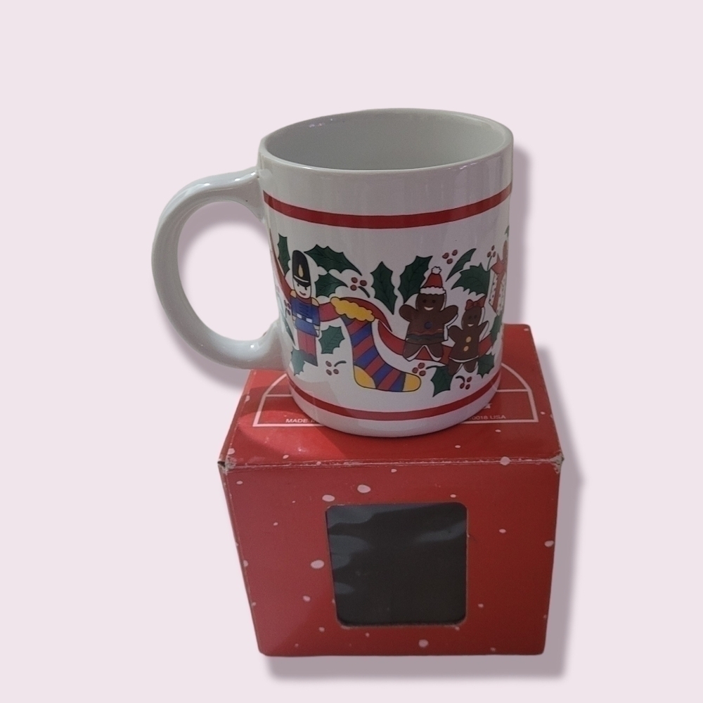 Vintage Christmas Village Musical Christmas Mug / IN ORIGINAL BOX